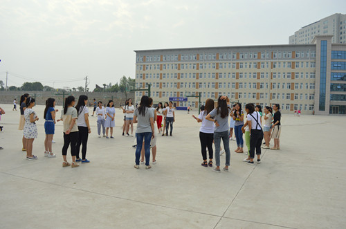 云顶yd2223线路检测心理健康拓展活动火热开展