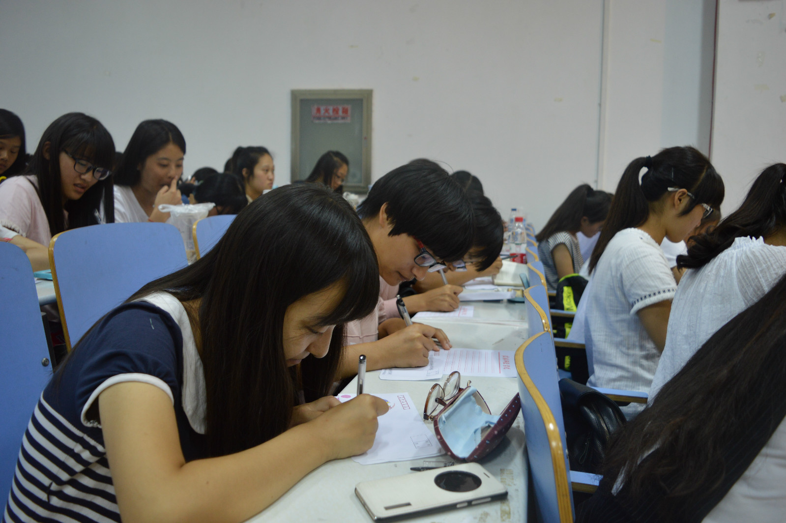 云顶yd2223线路检测成功举办“花晨月夕共团圆”中秋晚会