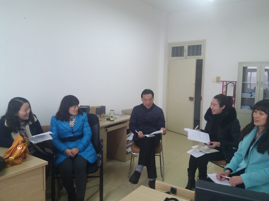 云顶yd2223线路检测举行新学期首场教研室专题研讨活动