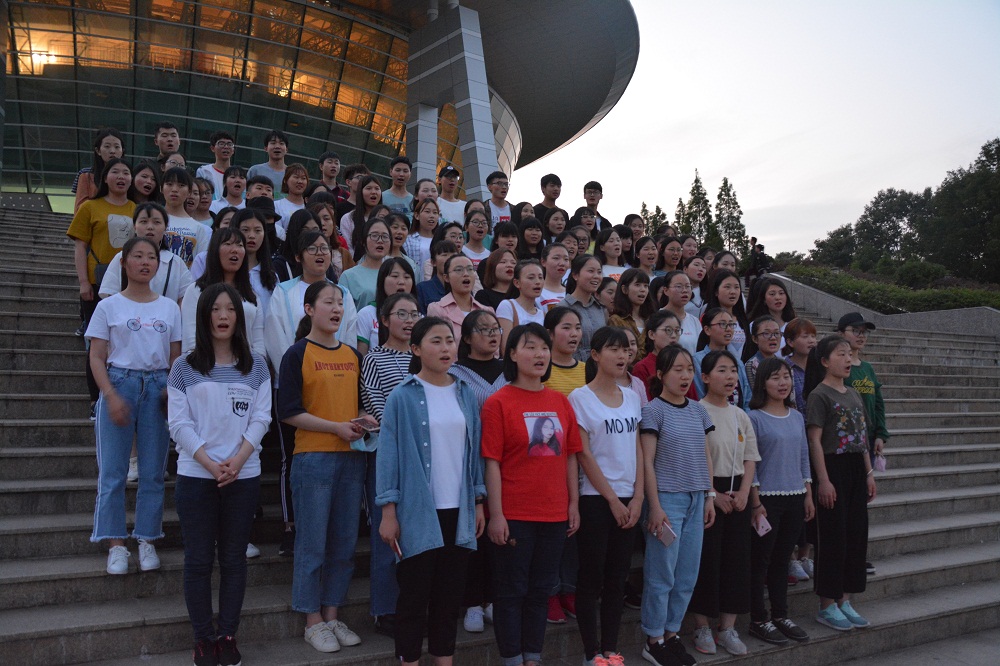 云顶yd2223线路检测顺利开展“运动健跑我先行，红歌唱响新时代”活动