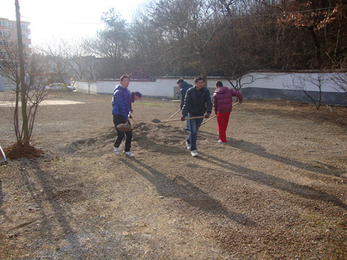 传递冬日温暖，共建和谐敬老院——云顶yd2223线路检测“和风志愿服务团”赴马鞍山敬老院开展义务劳动