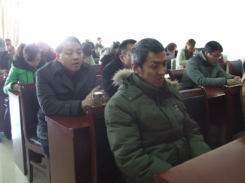 云顶yd2223线路检测召开2014年度教职工大会